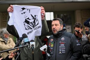 salvini contestato in polonia
