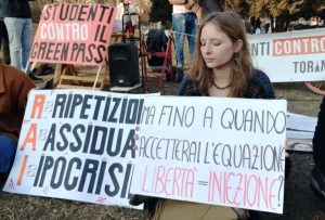 studenti contro il green pass