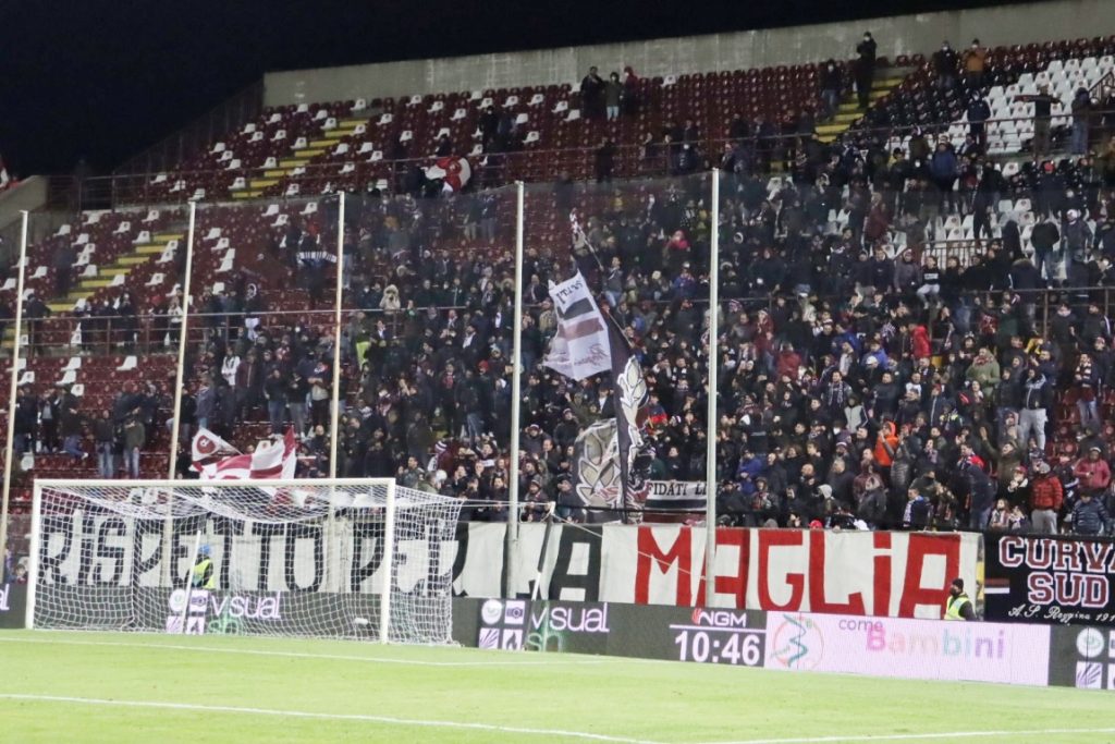 tifosi curva sud reggina-vicenza