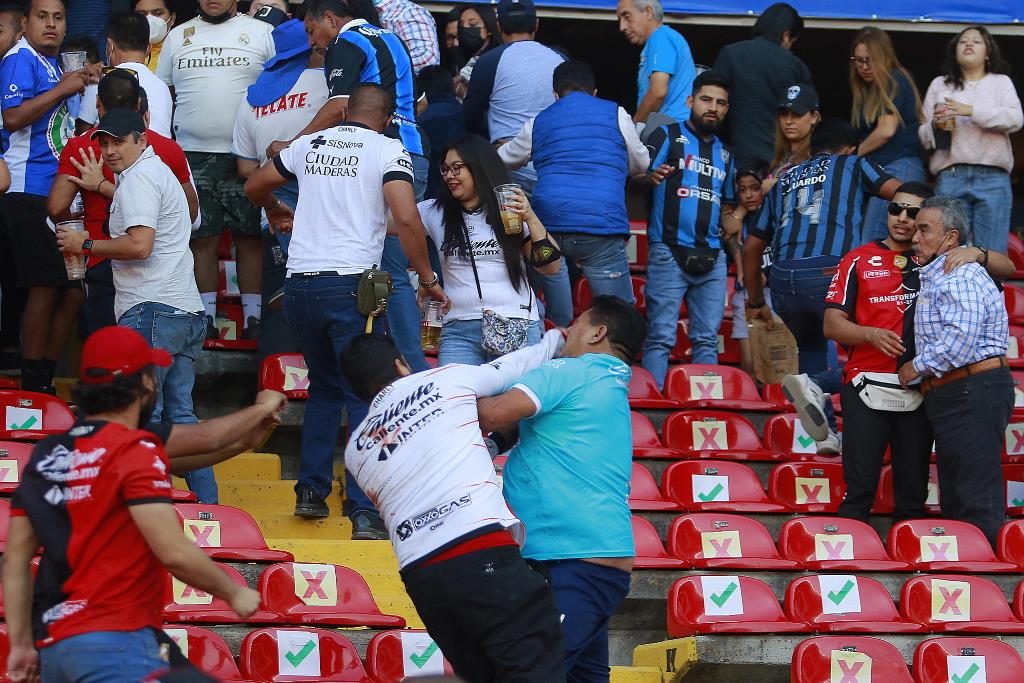 violenza-allo-stadio-queretaro-in-messico