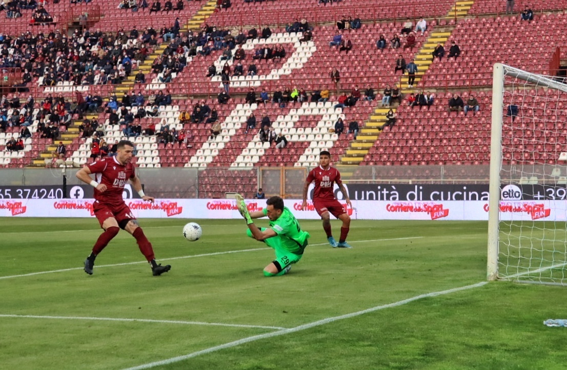 Reggina-Benevento Galabinov Amione e Paleari