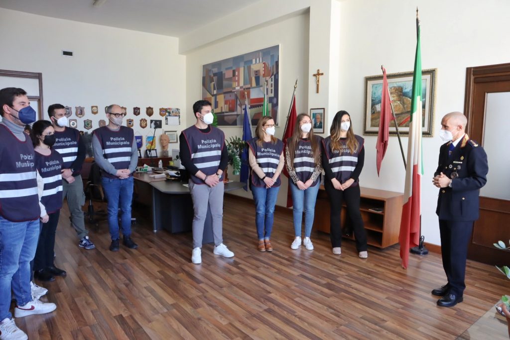 agenti polizia locale reggio calabria