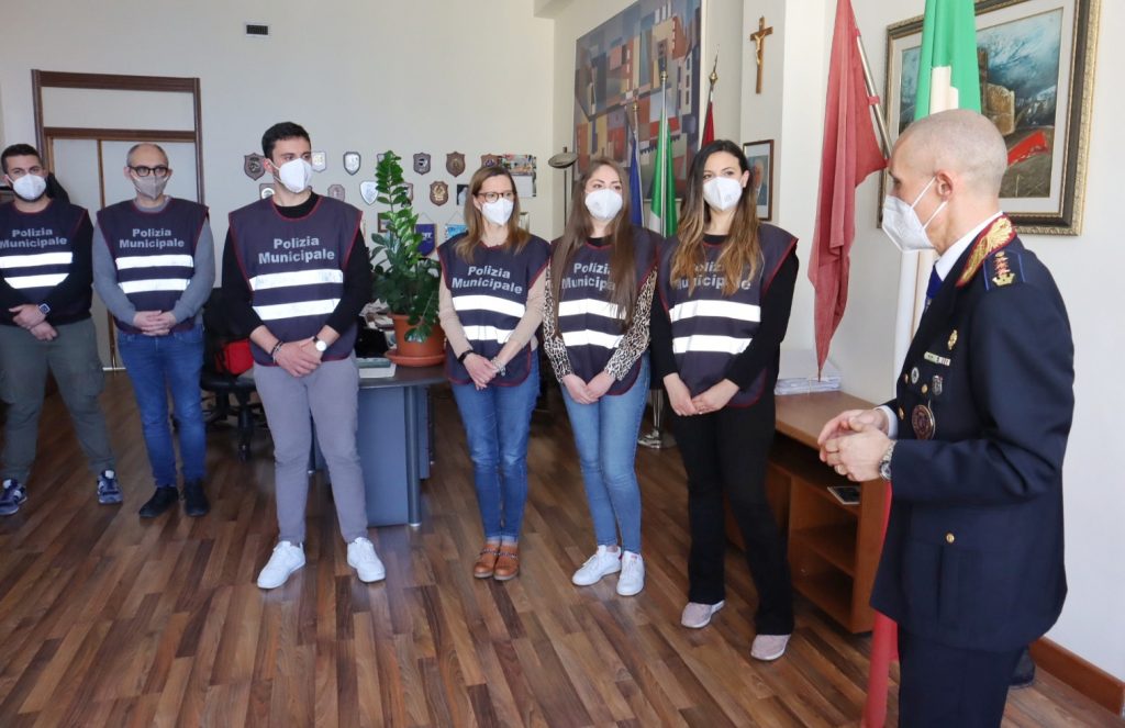 agenti polizia locale reggio calabria