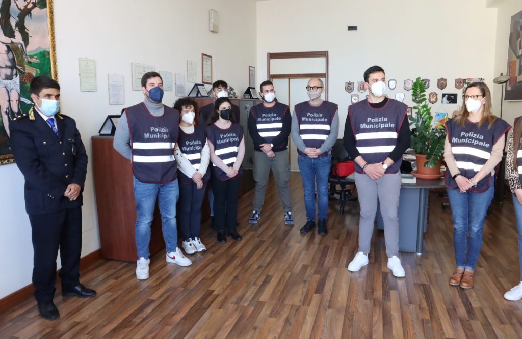 agenti polizia locale reggio calabria