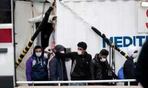 migranti pozzallo