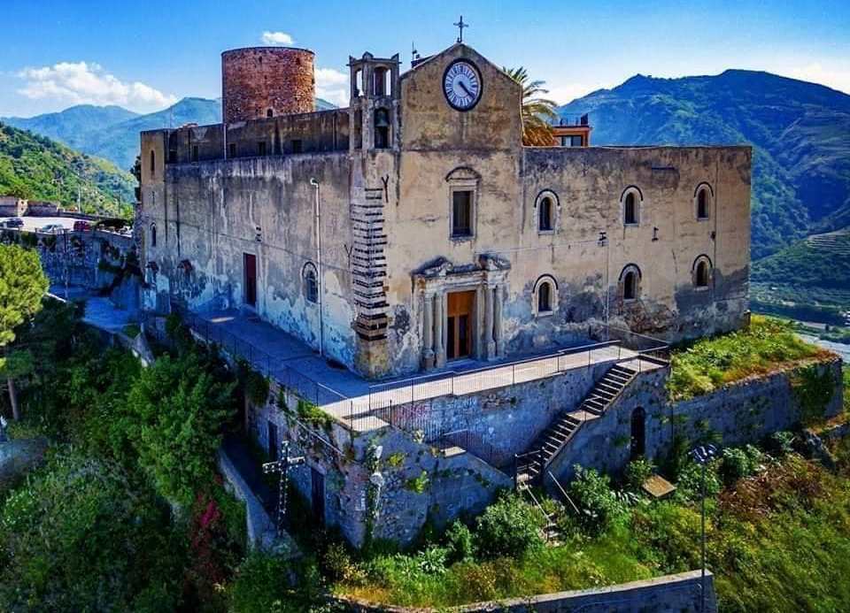 santuario madonna della neve santa lucia del mela messina
