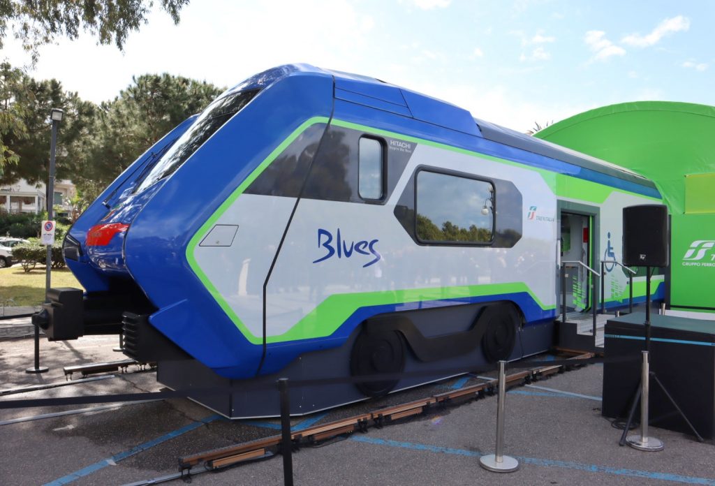 treno Blues trenitalia reggio calabria