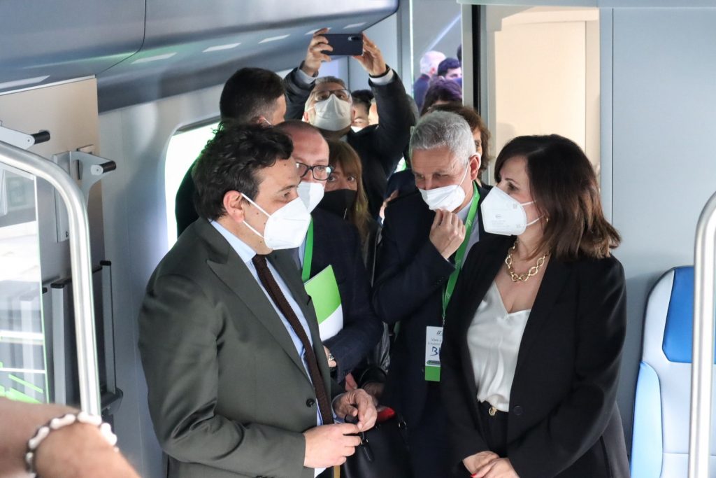 treno Blues trenitalia reggio calabria