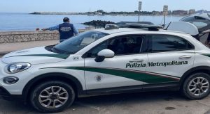 Operazione sul lungomare di Giardini Naxos