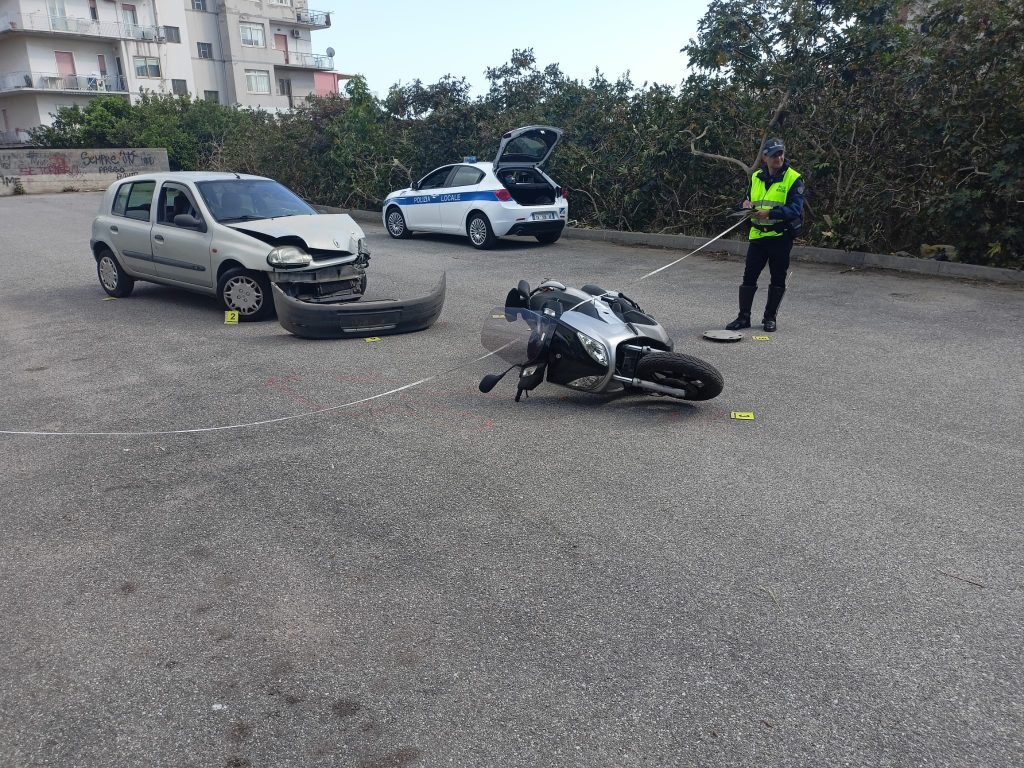 Simulazione incidente corso Polizia Locale Reggio Calabria