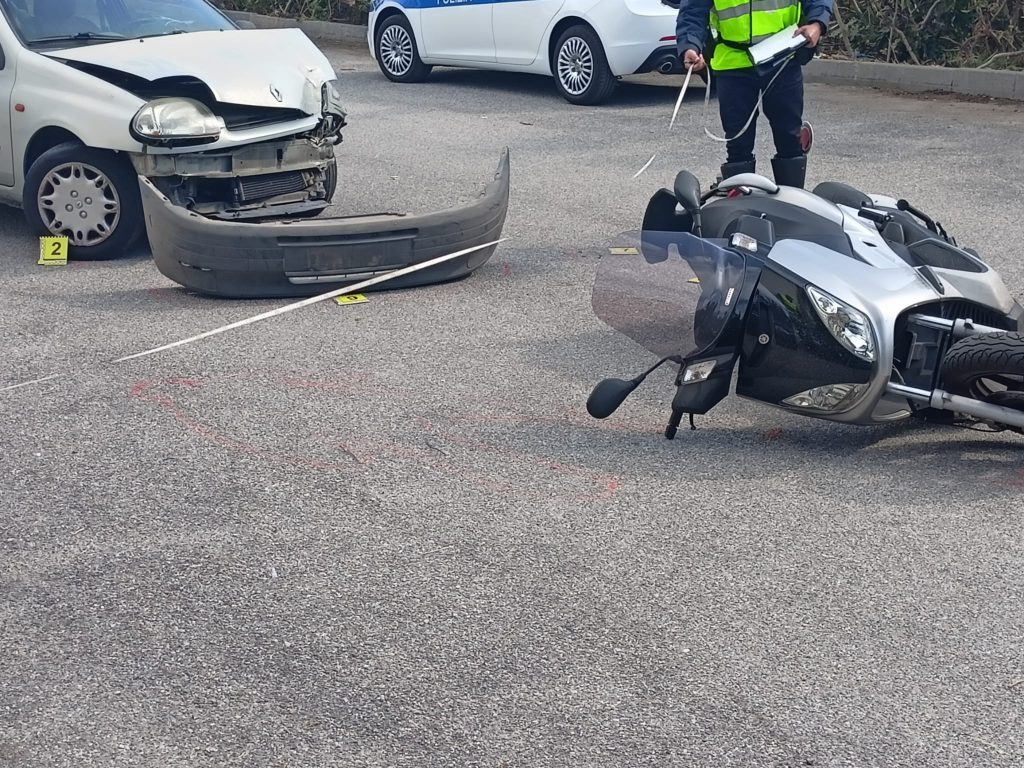 Simulazione incidente corso Polizia Locale Reggio Calabria
