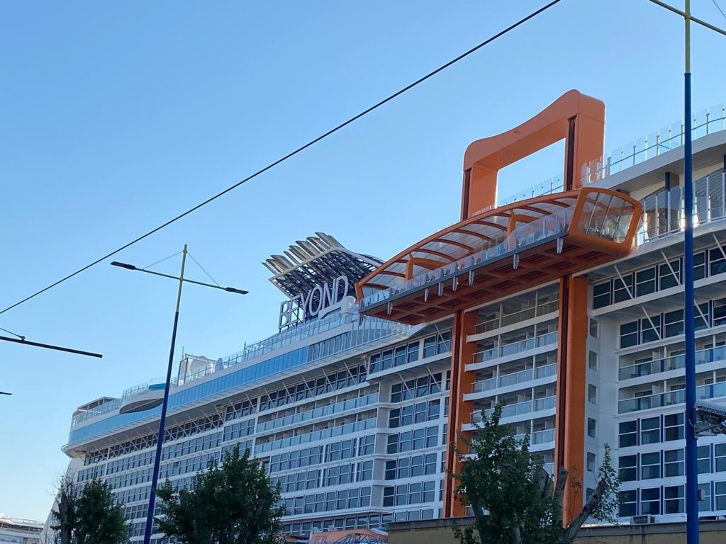 celebrity beyond a messina