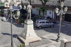 degrado piazza camagna