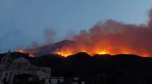 incendio stromboli 25-26 maggio