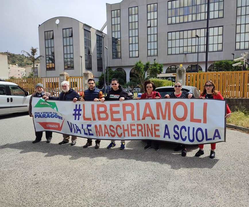 protesta mascherine italexit