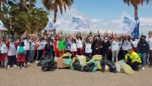 pulizia plastica lungomare reggio calabria