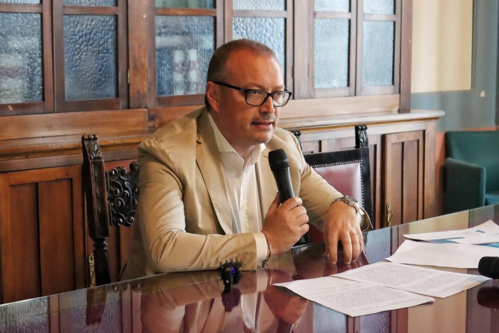 Conferenza stampa Versace Cis
