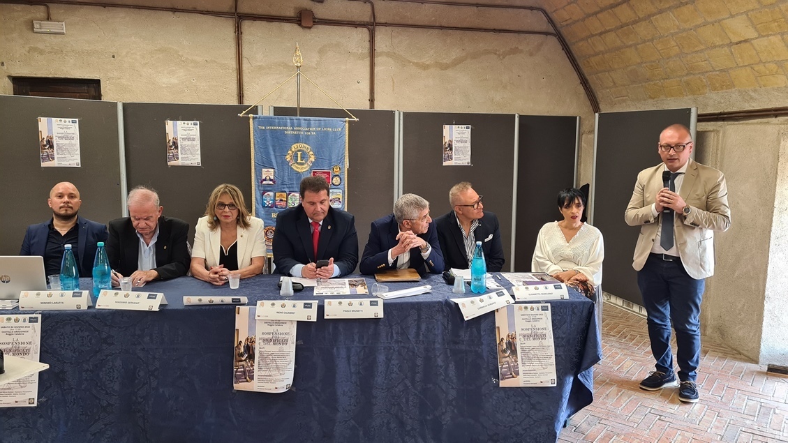 Incontro castello aragonese