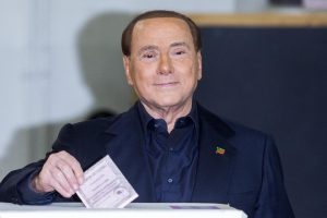 berlusconi vota