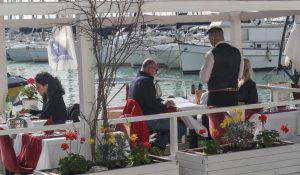 cameriere lido balneare