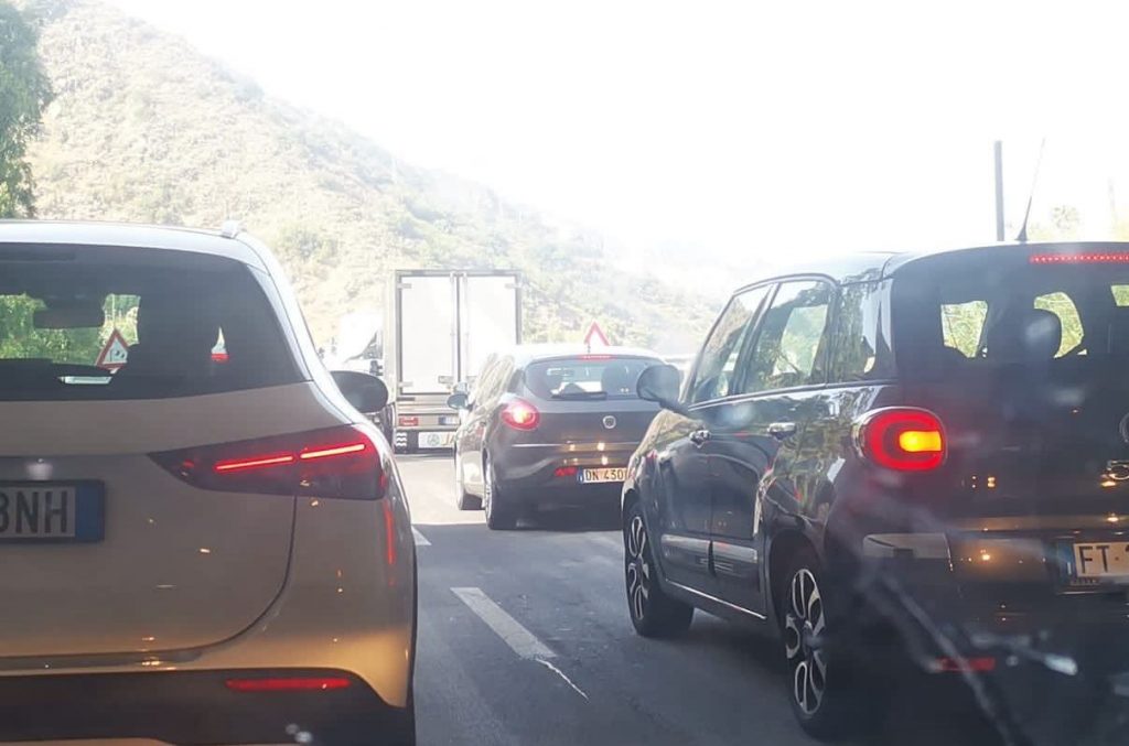 incidente a18 messina catania