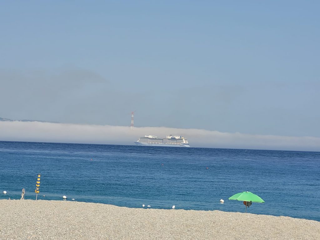 lupa Stretto di Messina