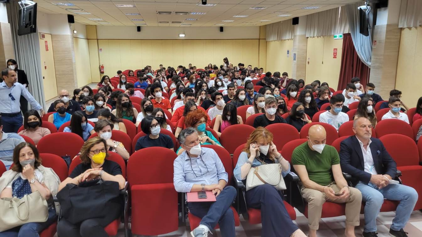 presentazione corso biologia con curvatura biomedica