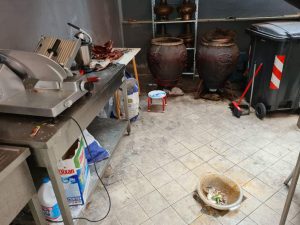 ristorante cattive condizioni igienico sanitarie