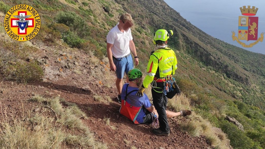turista soccorso filicudi