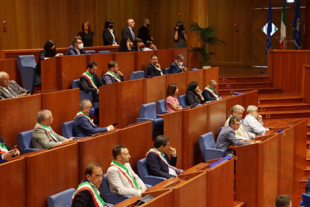 consiglio regionale bronzi di riace