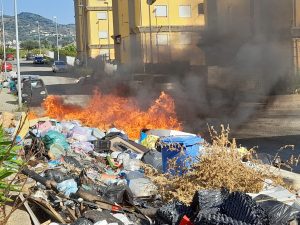 incendio rifiuti arghillà
