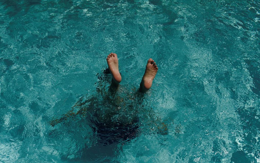 piscina-annegamento