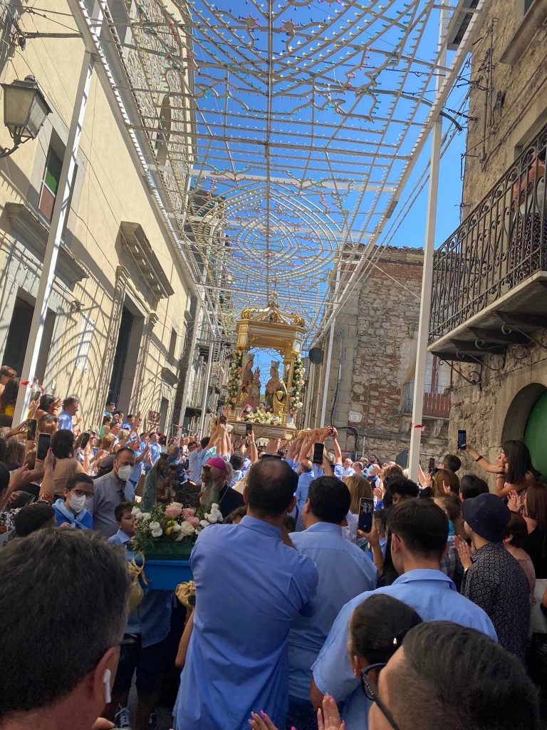 processione sant'anna floresta