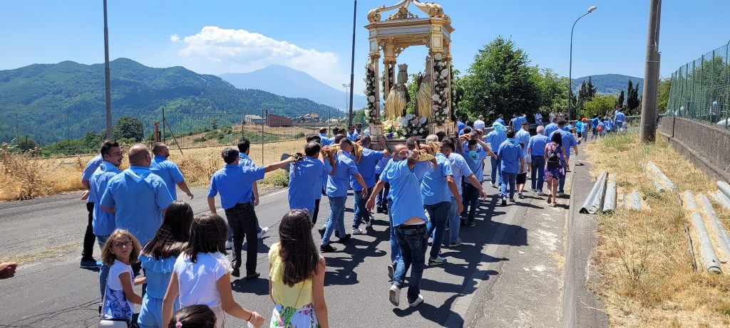 processione sant'anna floresta