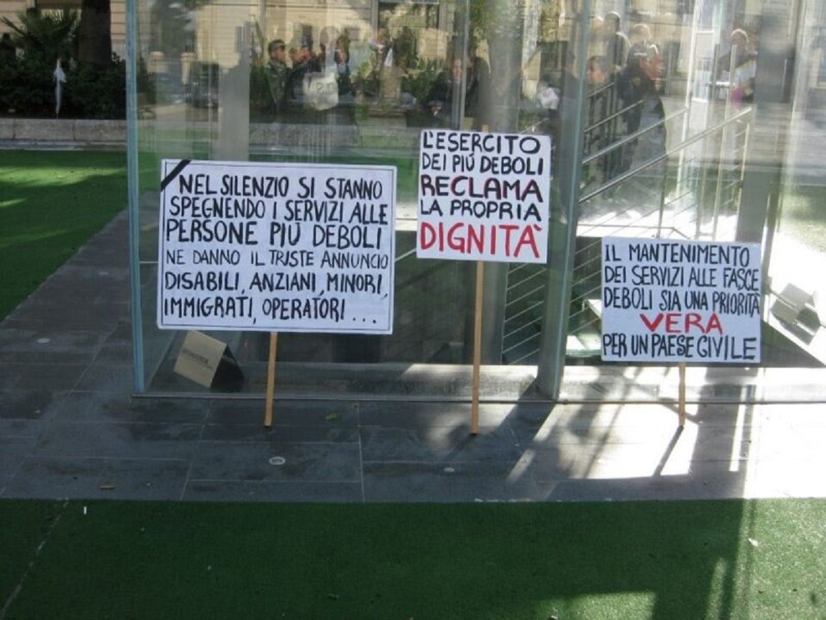 protesta centri diurni reggio calabria