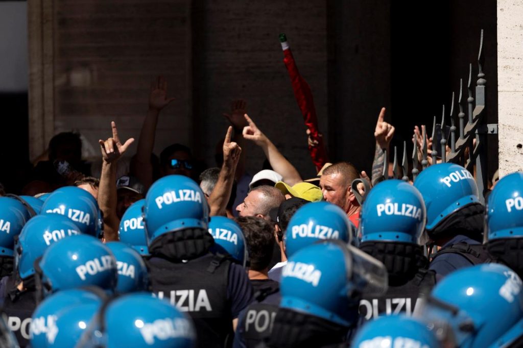 protesta tassisti roma