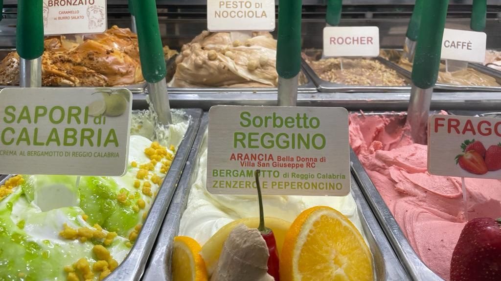 Gelateria Cesare gusto Bronzato e Sorbetto Reggino su Vanity Fair