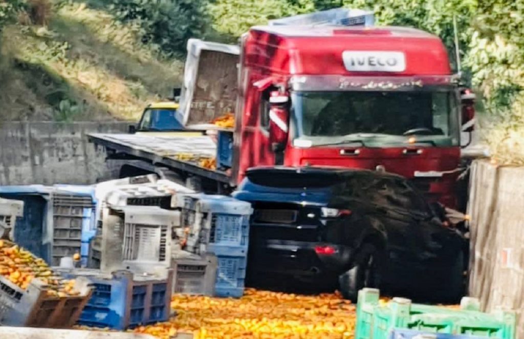 Incidente auto-camion