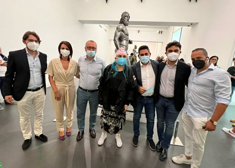 Loredana bertè visita Bronzi