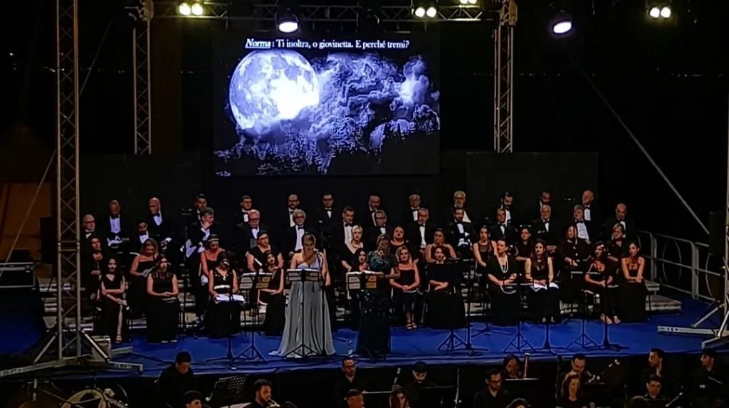 Norma all'arena dello Stretto di Reggio Calabria