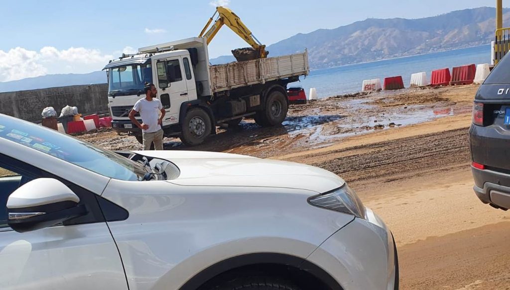 caos traghetti villa san giovanni autostrada salerno reggio calabria