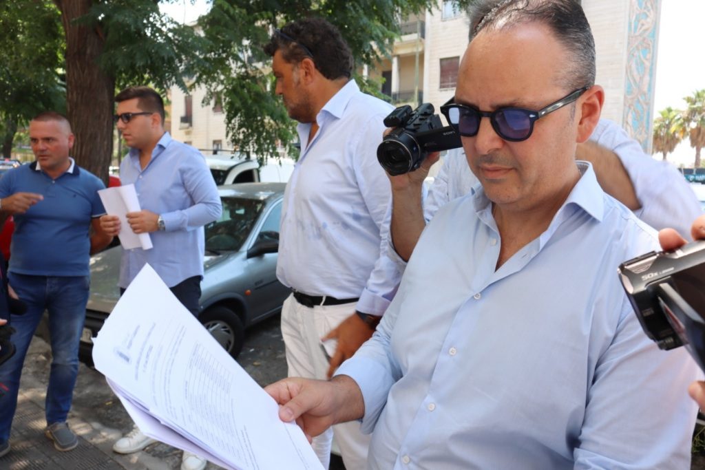 forza italia reggio calabria protesta contro ztl