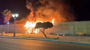 incendio lido siderno