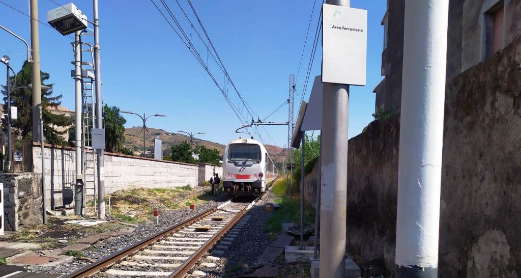 incidente mortale stazione fiumefreddo di sicilia