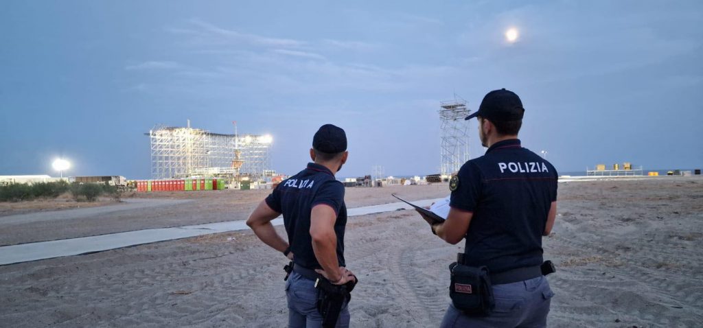 polizia jova beach party
