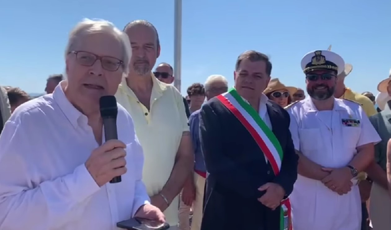 sgarbi bronzi riace