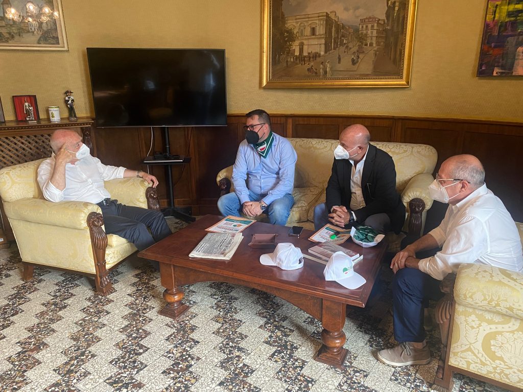 sit-in cisl messina