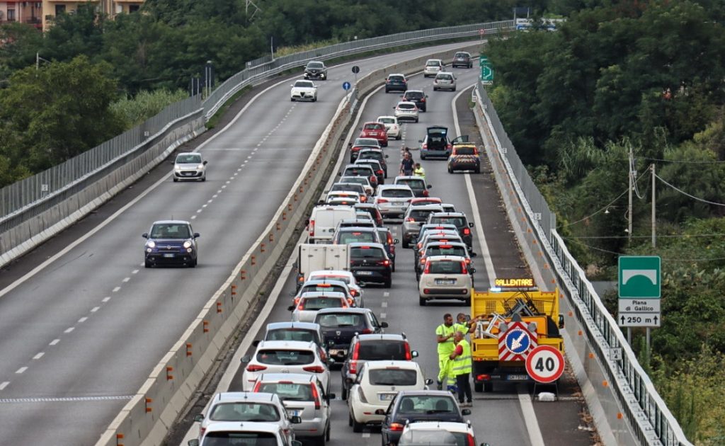traffico autostrada gallico incidente anas