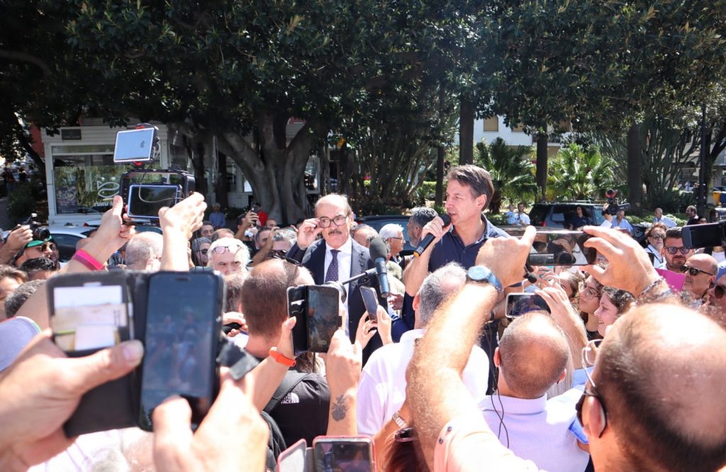 Giuseppe Conte a Reggio Calabria