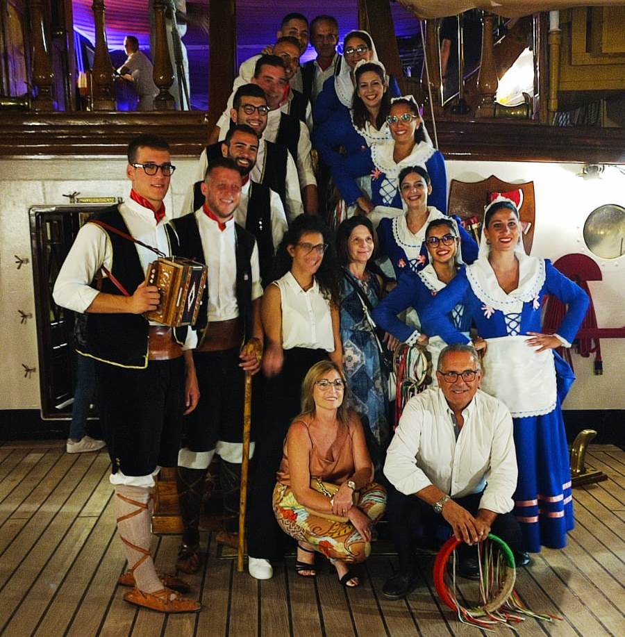 I Peddatori ballano all'Amerigo Vespucci (2)